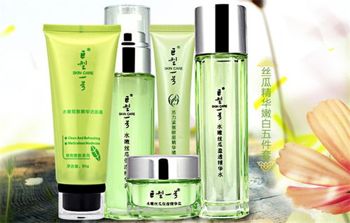 晨鐘巨型一號化妝品與店鋪裝修設計 提升品牌形象與用戶體驗